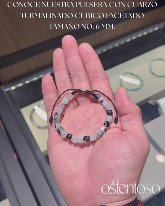 Bracelet à quartz tourmaliné cubique taille n° 6 mm.